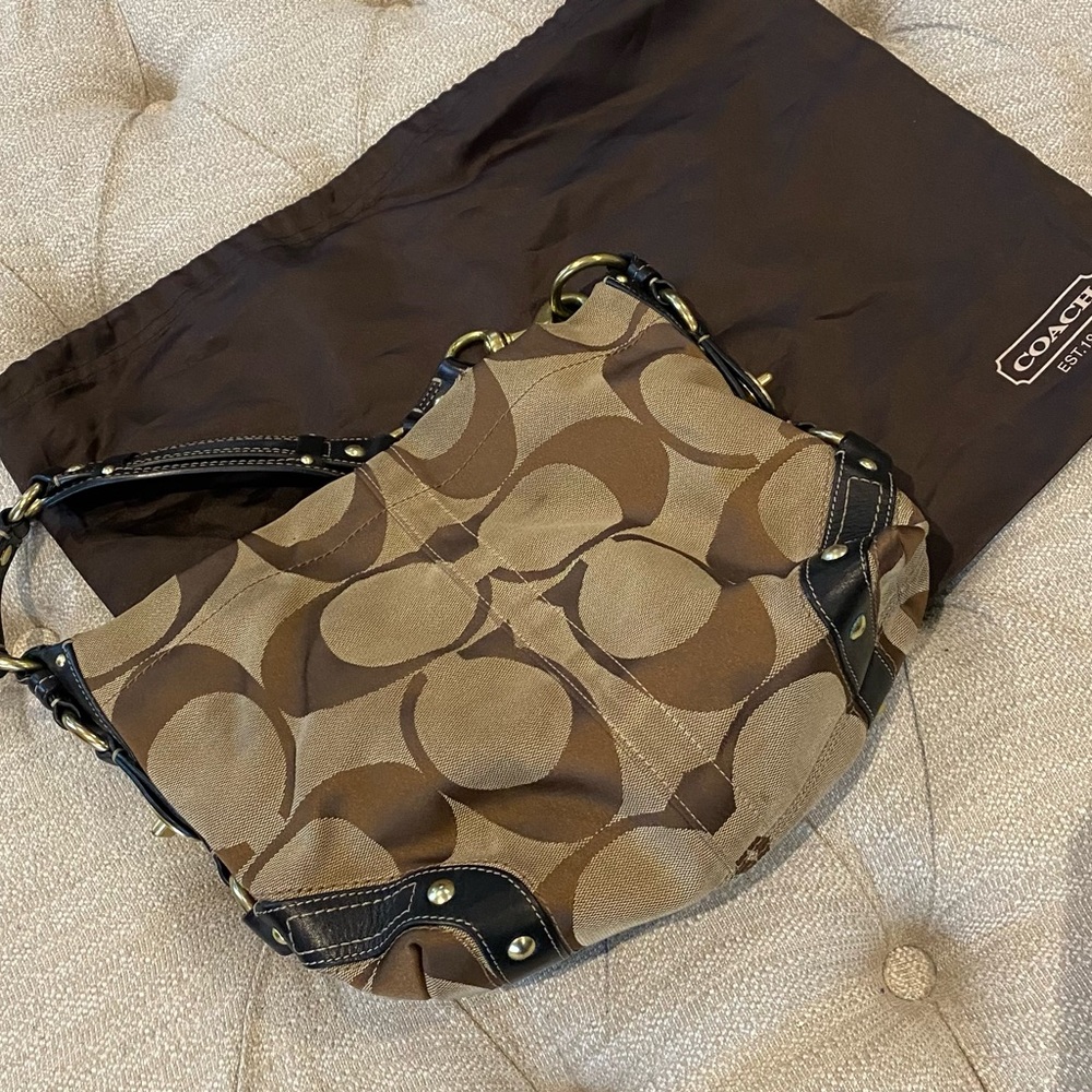 Coach Hobo Style Coach Bag